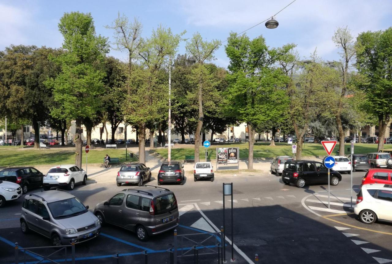 Mercatale Apartment Prato  Rum bild