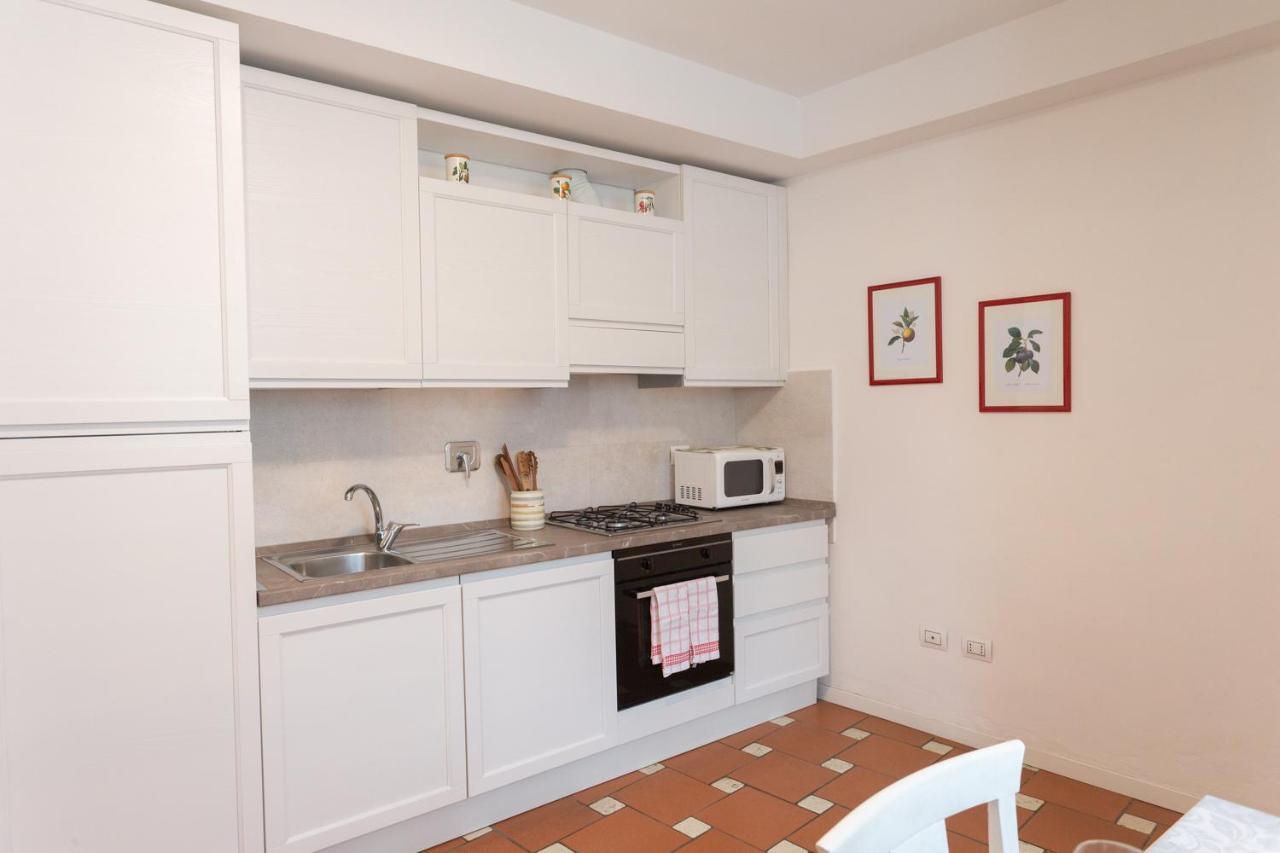 Mercatale Apartment Prato  Exteriör bild
