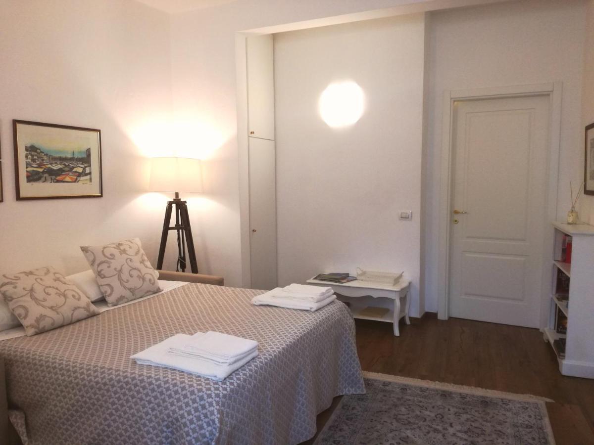 Mercatale Apartment Prato  Exteriör bild