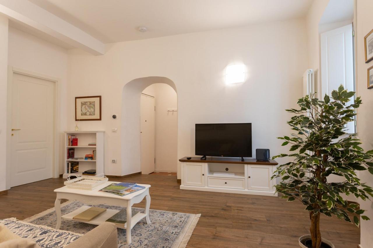 Mercatale Apartment Prato  Exteriör bild