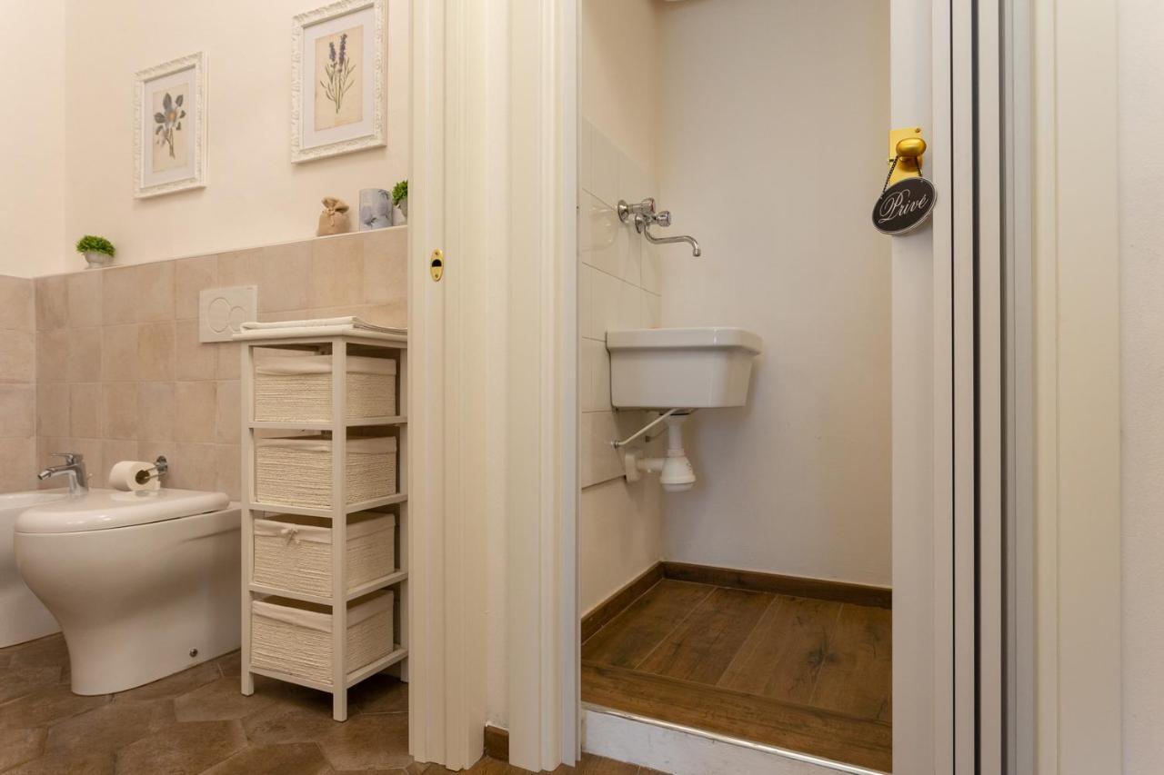Mercatale Apartment Prato  Exteriör bild