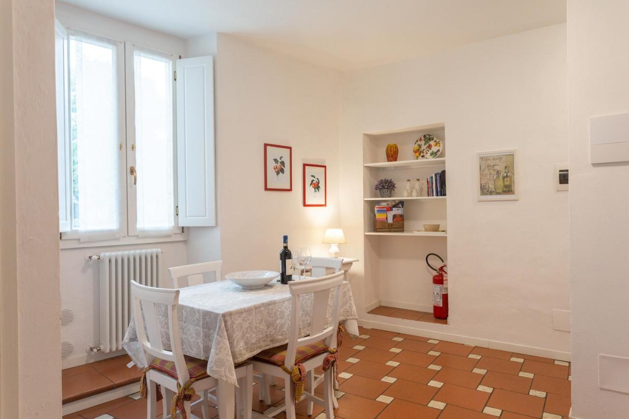 Mercatale Apartment Prato  Exteriör bild